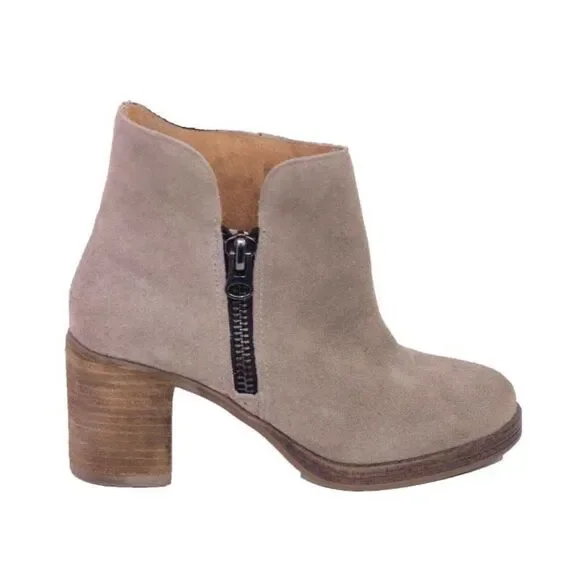 NIB MTNG Becca Ankle Boot Bootie in Wax Suede 6 - Picture 3 of 4